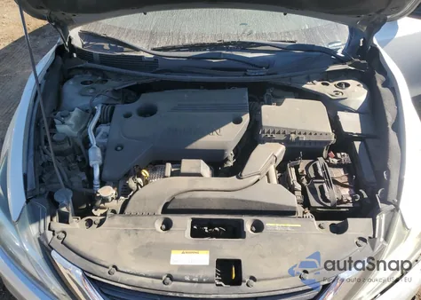 2016 Nissan Altima 2.5 z USA, uszkodzony, nr VIN 1N4AL3AP7GN322601